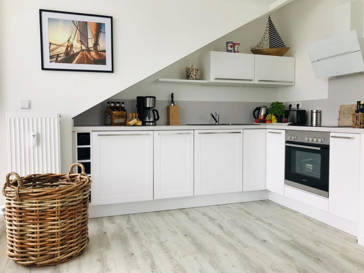 Moderne Ferienwohnung Mit Balkon, Meerblick - Ferienresidenz Zwei Boddenfewo 1-5 Lietzow Екстер'єр фото
